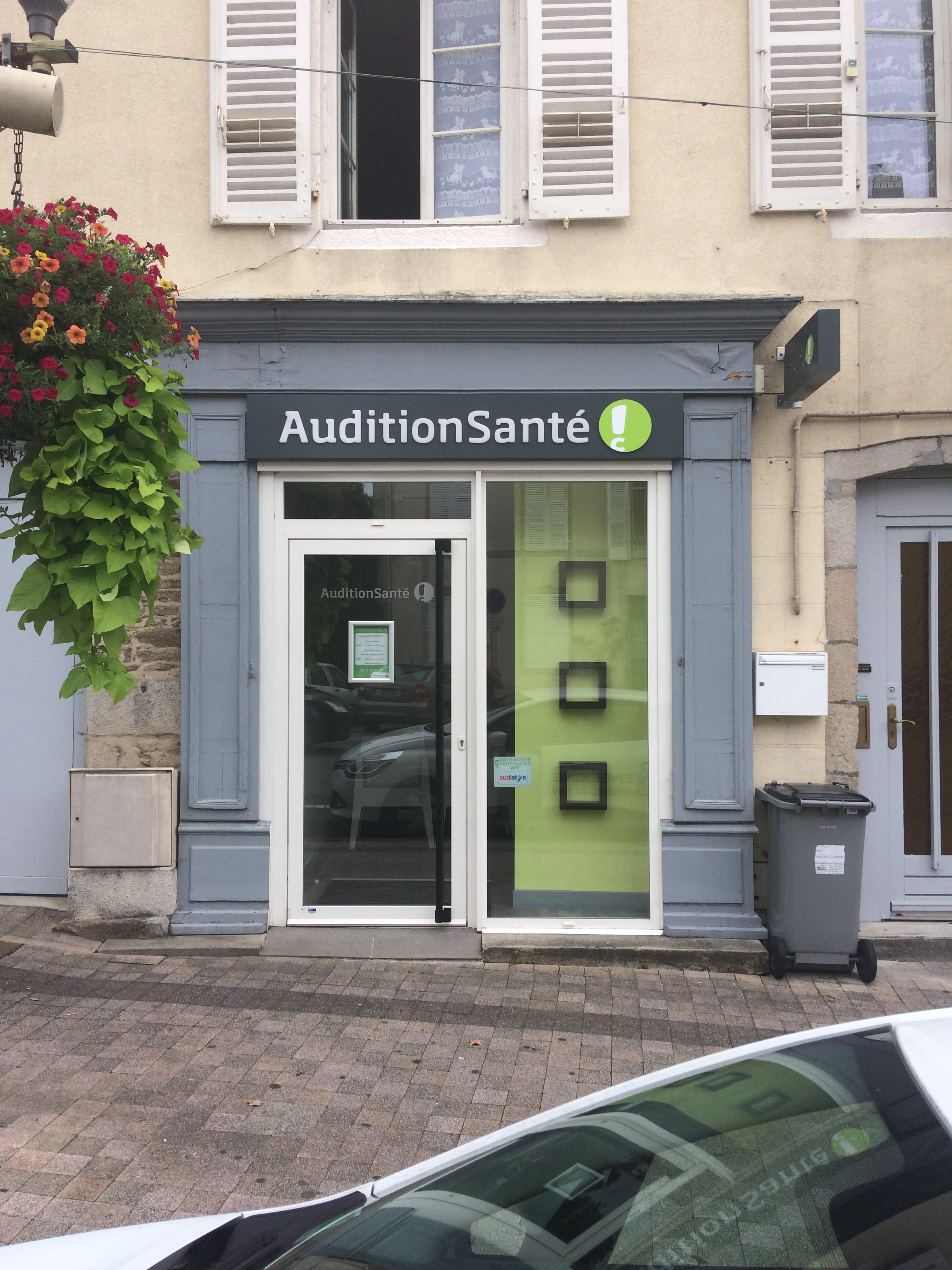 Images Audioprothésiste Saint-Yrieix-la-Perche Audition Santé
