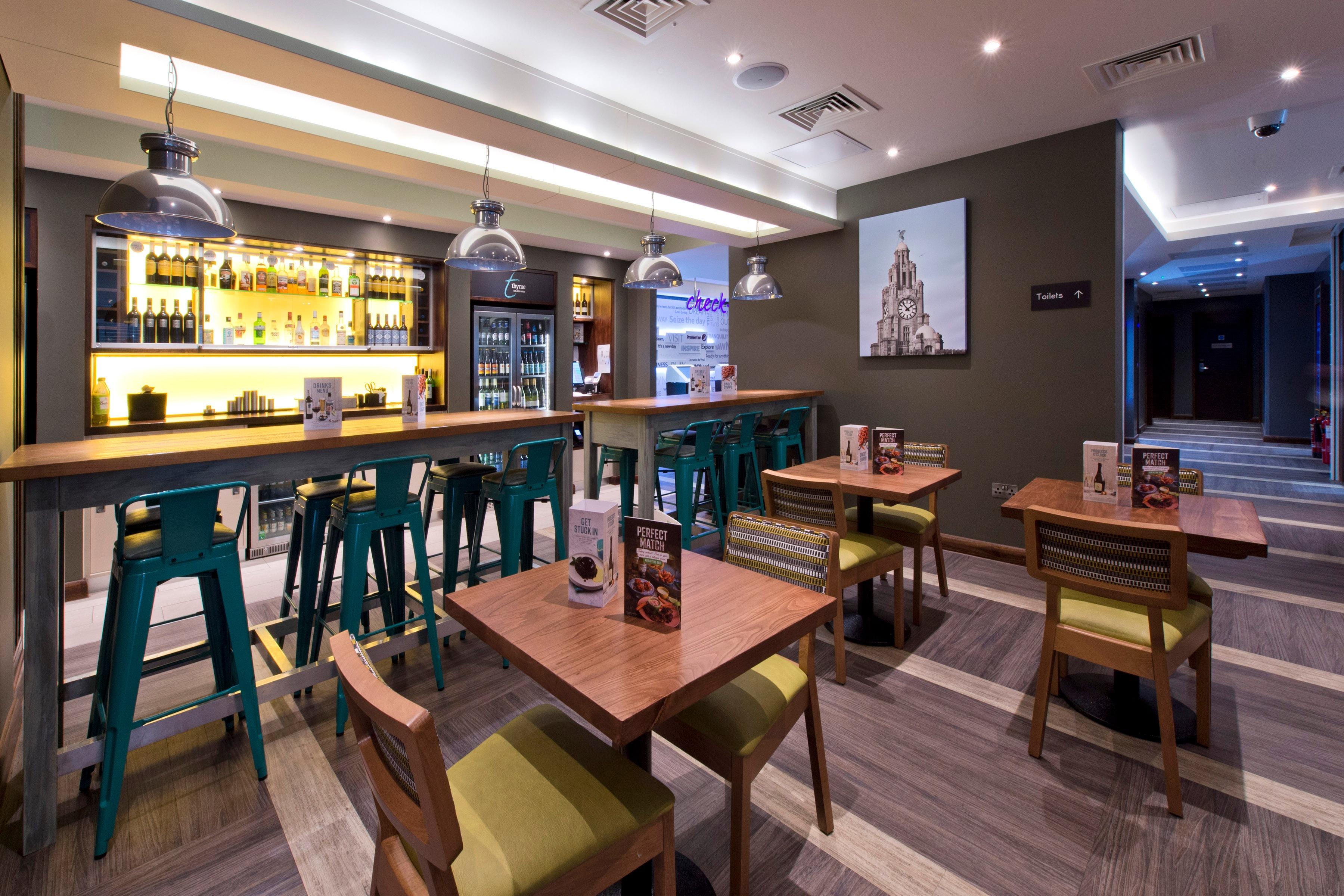 Thyme restaurant Premier Inn Liverpool City Centre (Lime Street) hotel Liverpool 01513 176867