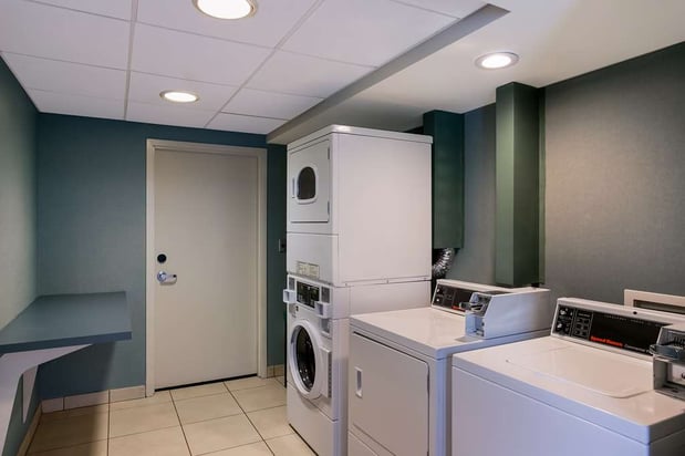 Images Hampton Inn & Suites Wilmington Christiana