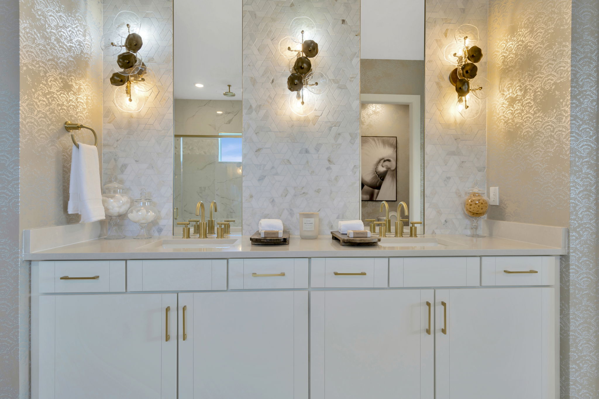 The Primary Bathroom of a DRB Homes Sabal Home Plan at Biscayne Landing at Seaire in Parrish, FL.