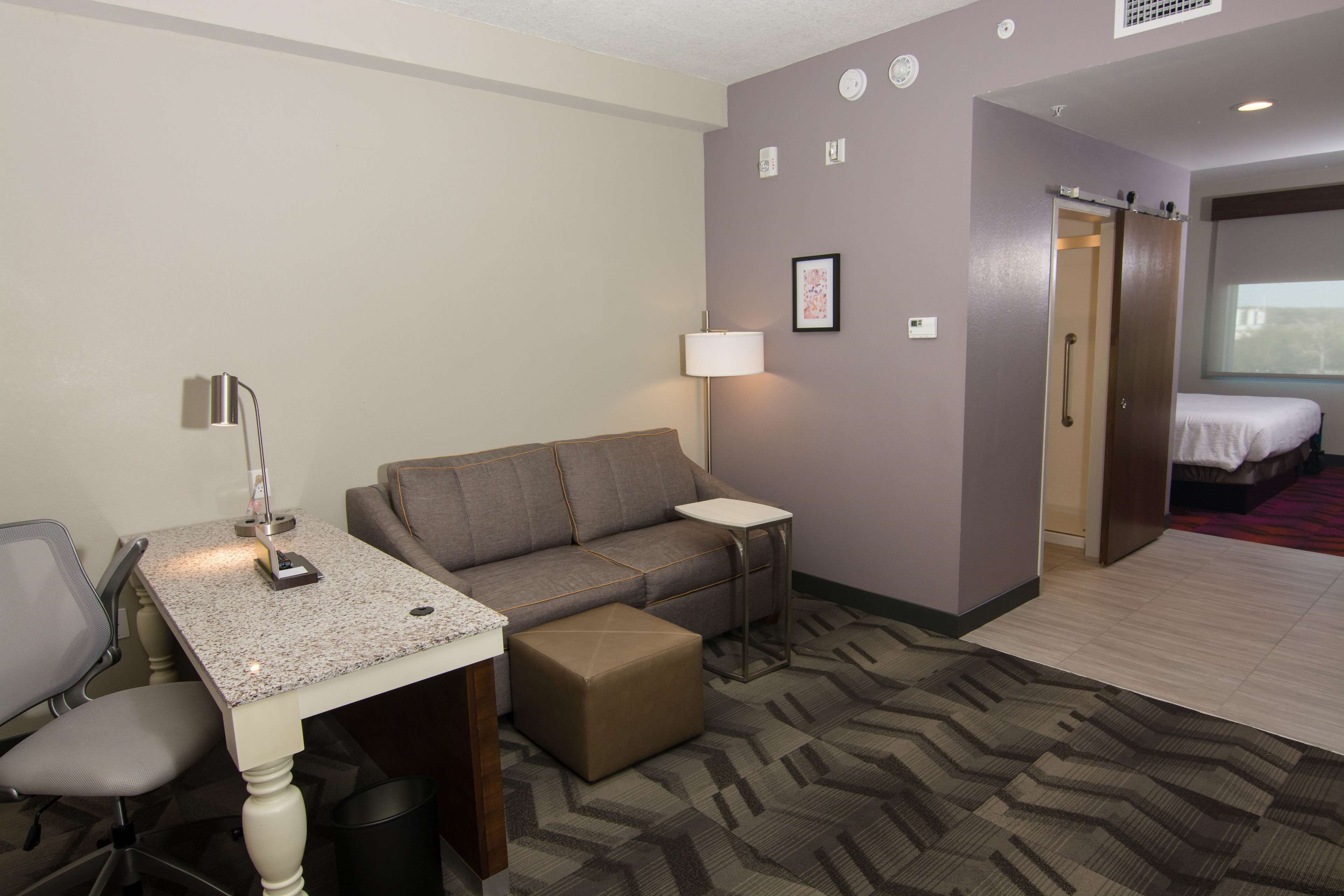 Guest room
