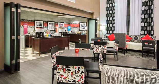 Images Hampton Inn & Suites Orlando-John Young Pkwy/S. Park