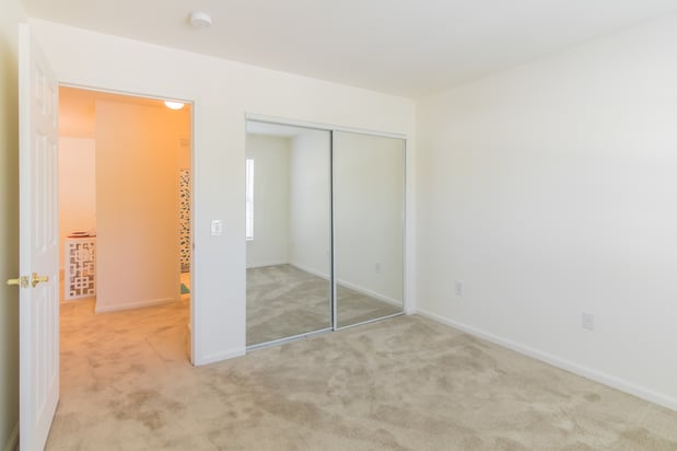 Images Eagle Rock Apartments at Freehold