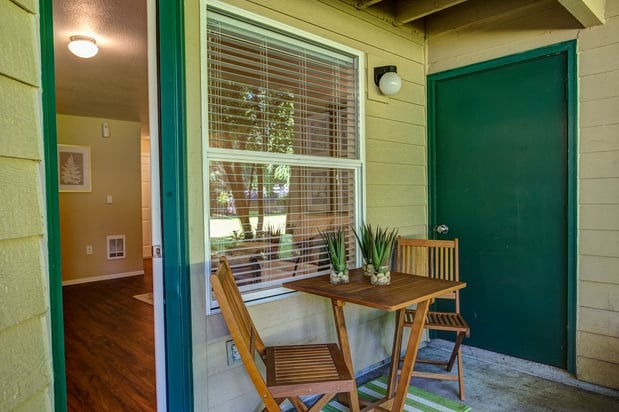 Images Commons at Creekside Apartments