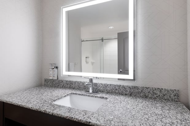Images Holiday Inn Express & Suites Huntsville West - Research Park by IHG