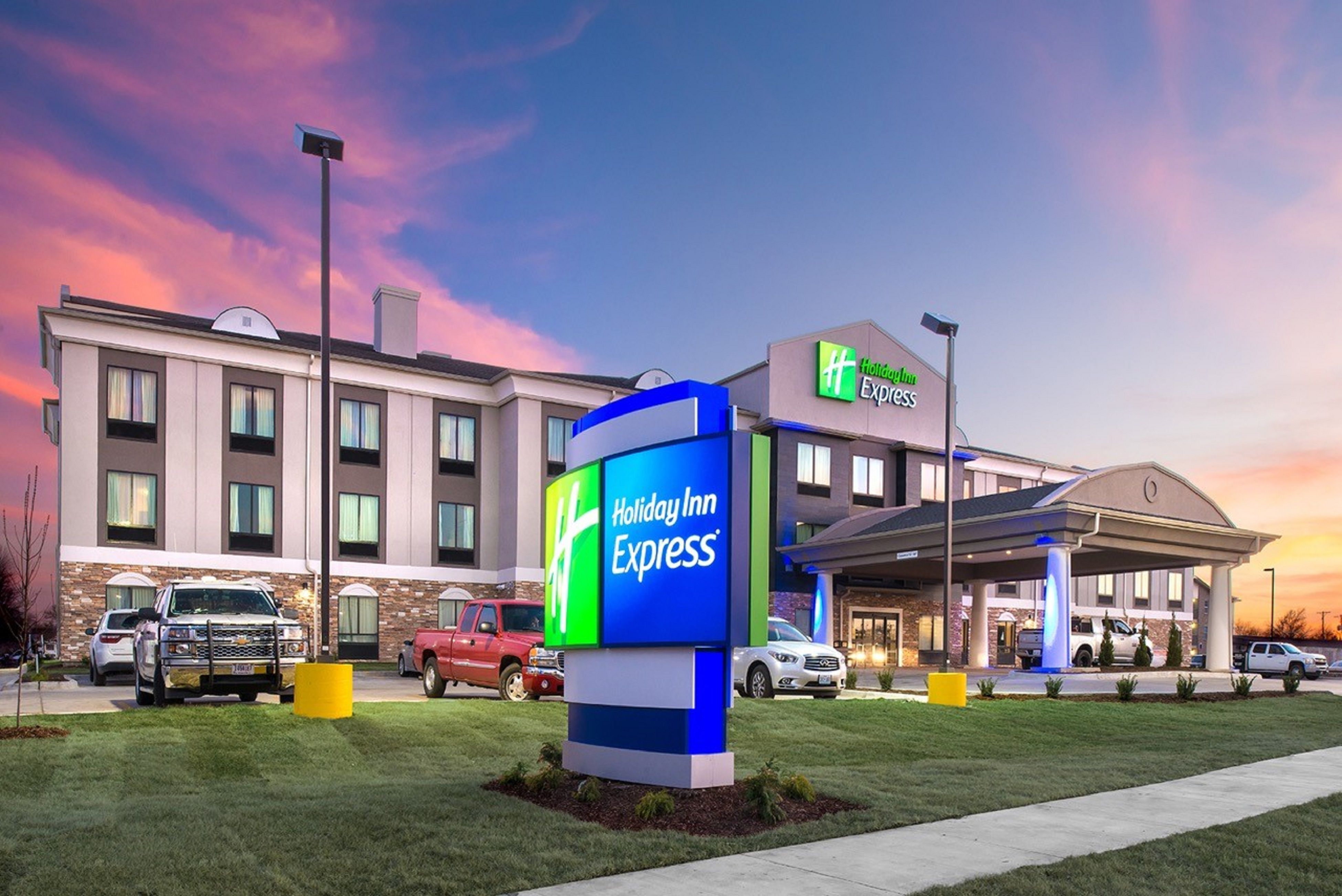 Holiday inn express coupon code