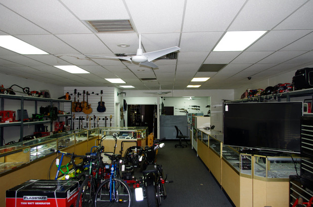 Images Treasure Chest Pawn & Gun