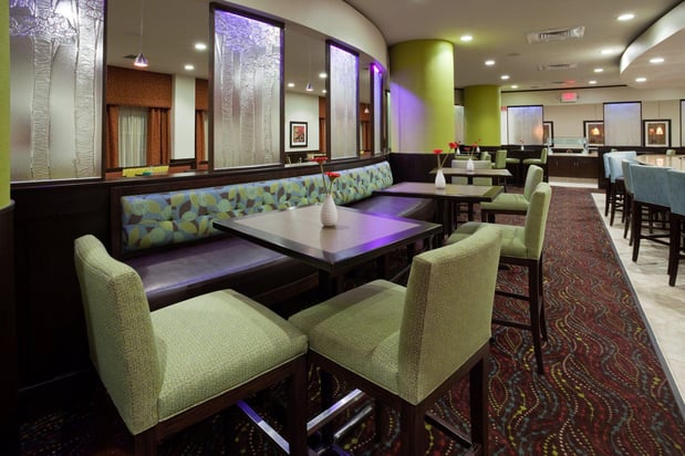 Images Crowne Plaza Anchorage-Midtown by IHG
