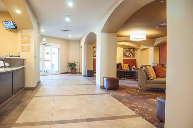 Images Candlewood Suites Fort Collins by IHG