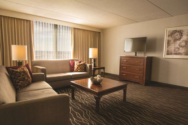 Images Hilton Kansas City Airport