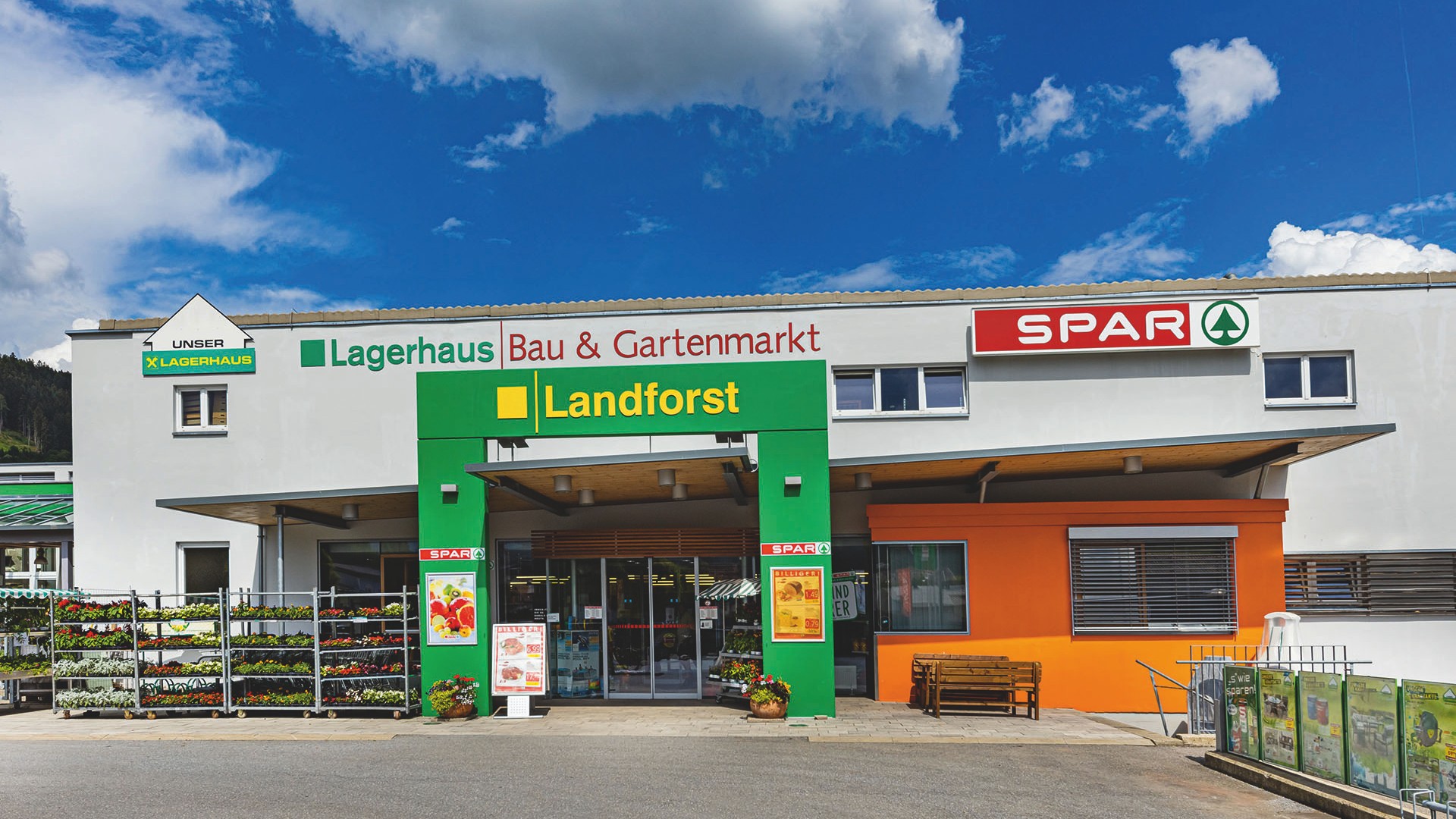 Bilder SPAR Landforst Lagerhaus Neumarkt