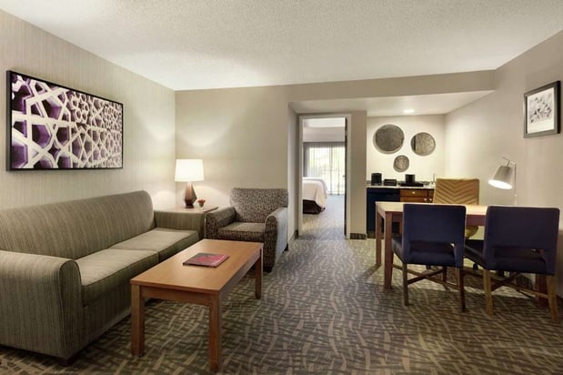 Images Embassy Suites by Hilton Santa Ana Orange County Airport