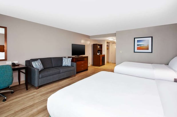 Images Hilton Garden Inn Virginia Beach Oceanfront