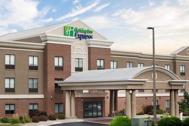 Images Holiday Inn Express Kansas City - at the Legends by IHG