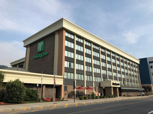 Images Holiday Inn Johnstown-Downtown, an IHG Hotel