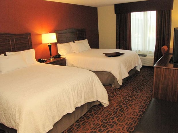 Images Hampton Inn & Suites Jamestown, ND
