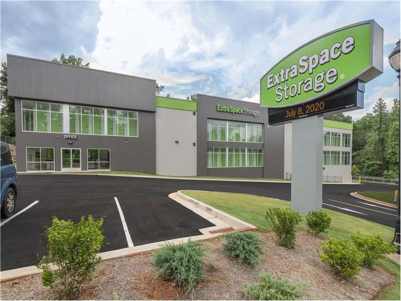 Alternate Beauty Image - Extra Space Storage at 3076 Memorial Dr SE, Atlanta, GA 30317