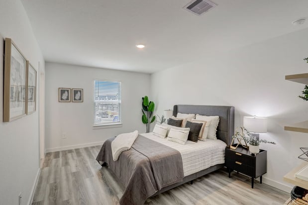 Images The Oaks at Grand West