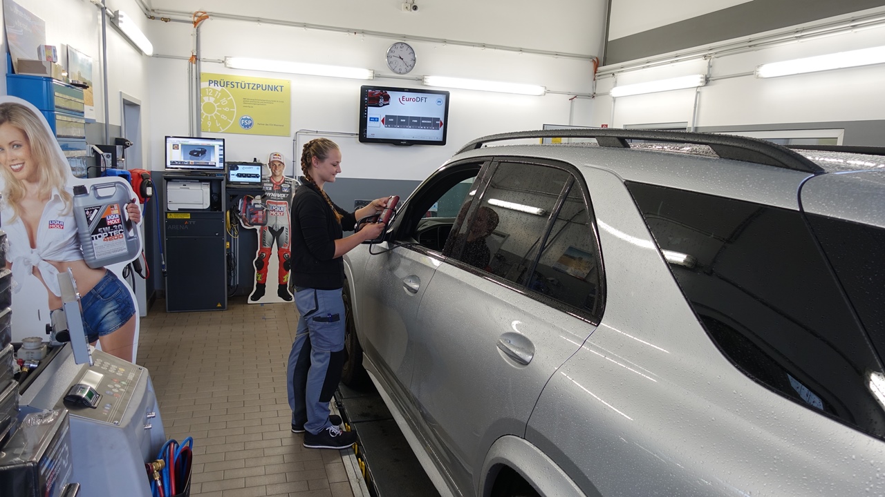 T&S GmbH Autotechnik & Elektrik, Quermathe 1a in Stahnsdorf