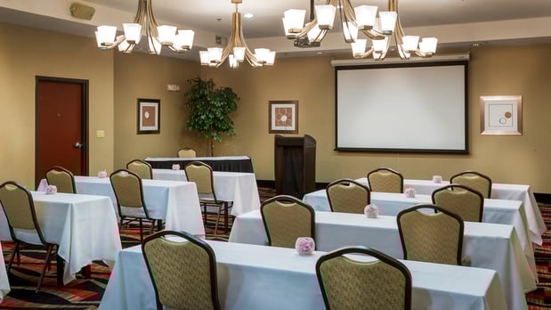 Images Holiday Inn Oklahoma City Airport by IHG