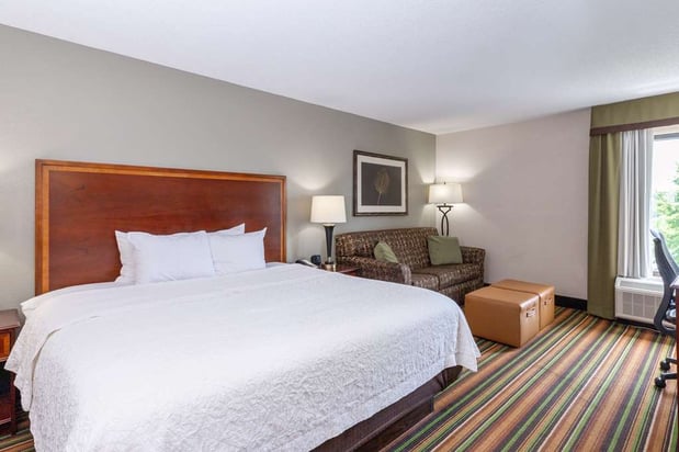 Images Hampton Inn Winston-Salem Hanes Mall