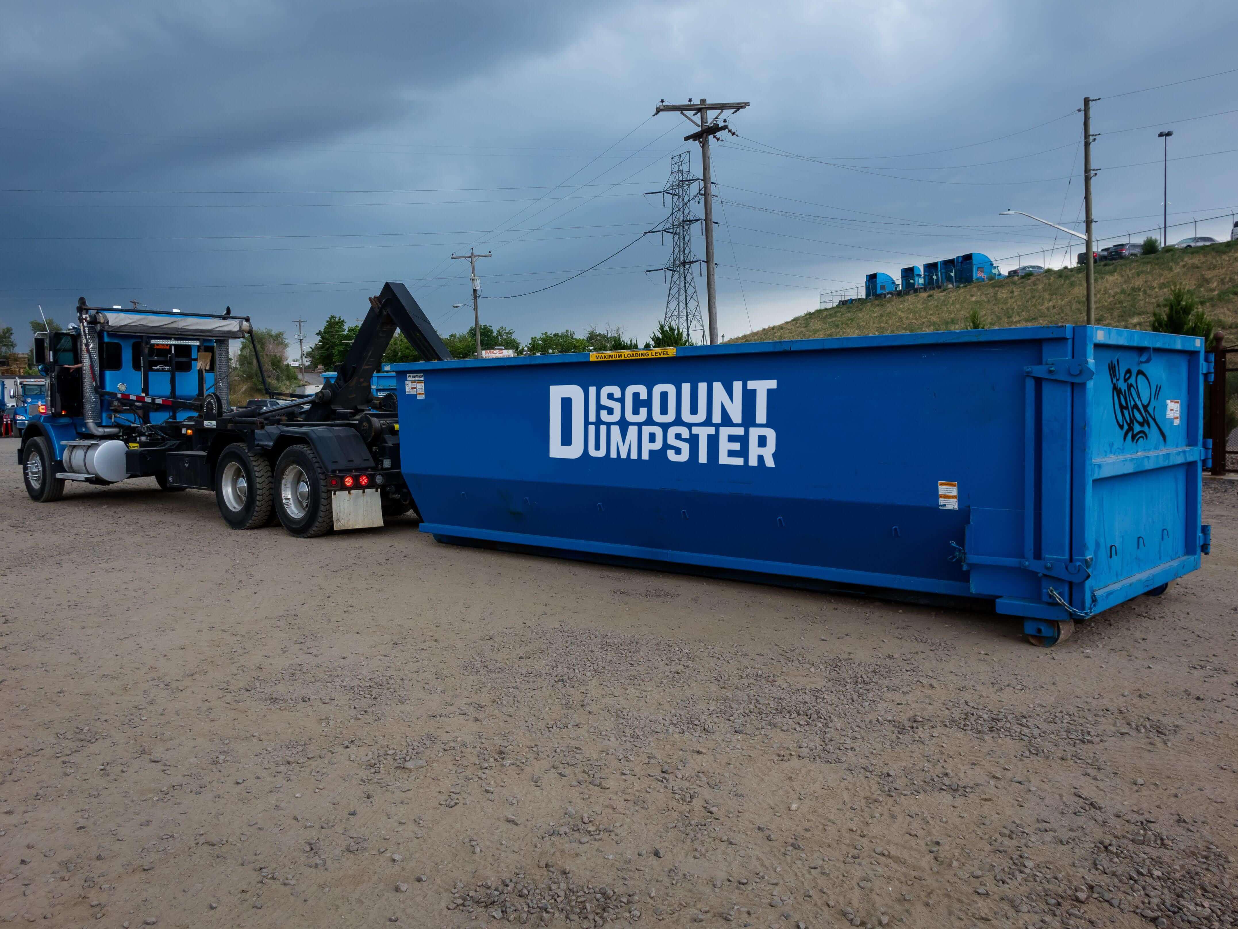 Discount dumpster has roll off dumpsters for commercial and home use in chicago il