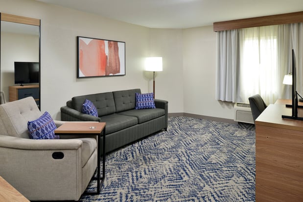 Images Candlewood Suites Kansas City Northeast by IHG
