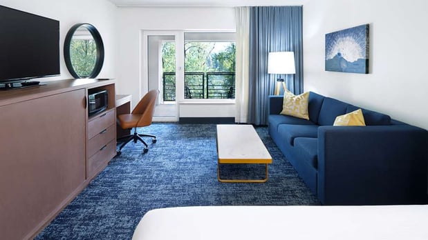 Images River's Edge Hotel Portland, Tapestry Collection by Hilton