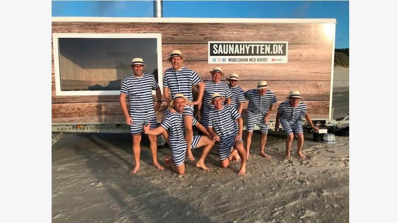 Images Pigen Og Saunamobil