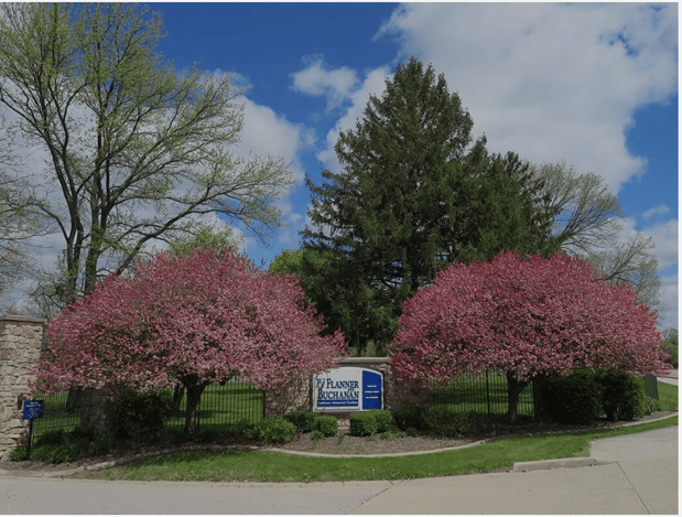 Images Oaklawn Memorial Gardens - Washington Park Cemetery