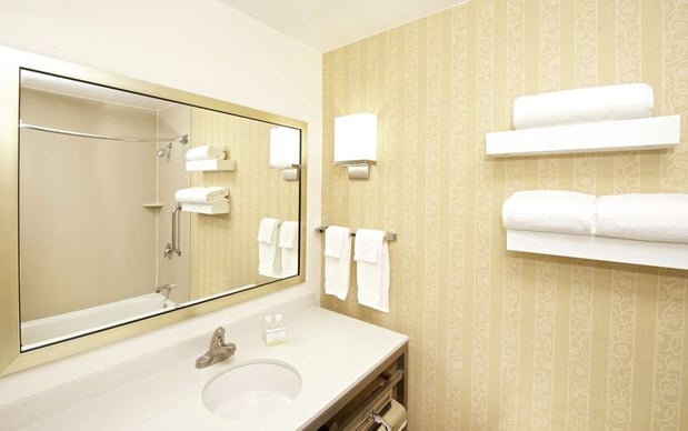 Images Hilton Garden Inn Seattle/Renton