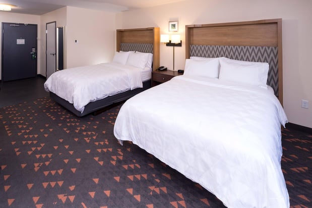 Images Holiday Inn & Suites Detroit - Troy by IHG