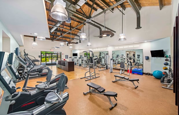 Images MAA Cobblestone Square