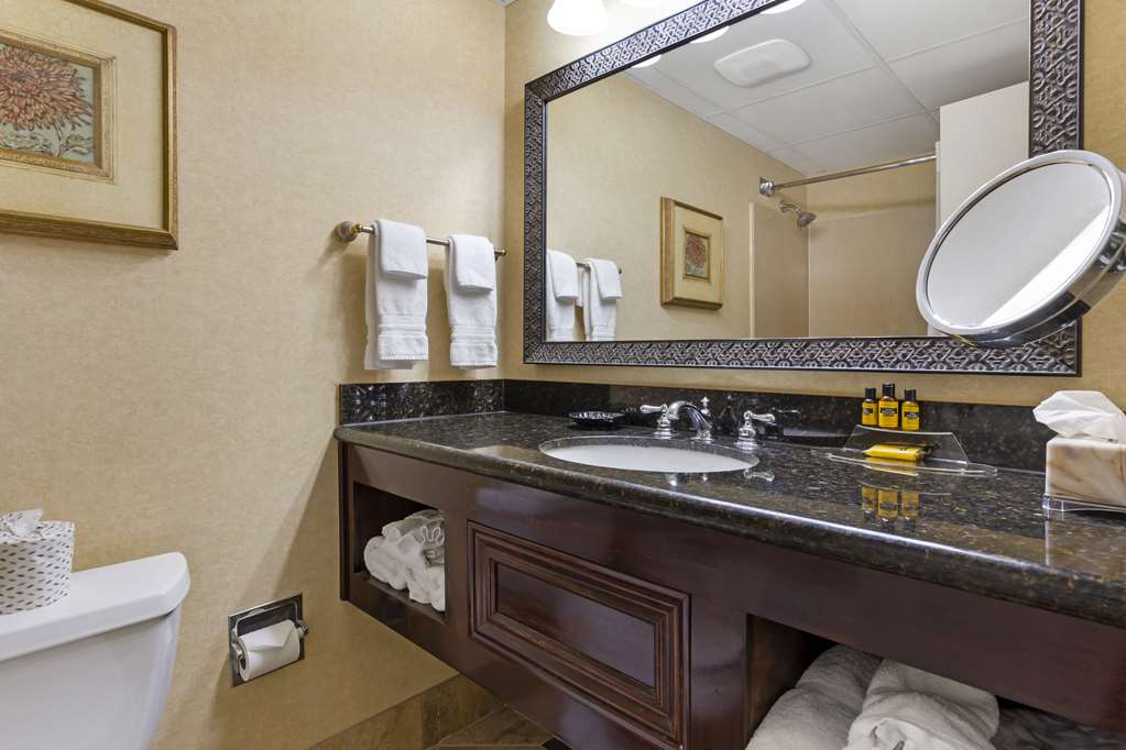 Standard Guest Bath