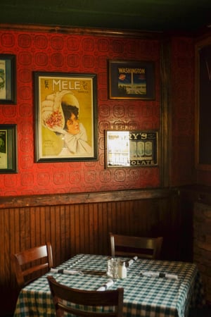 Images Frankie's Bar & Grill