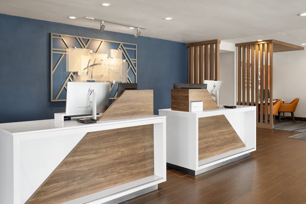 Images Holiday Inn Express Denver Central - North by IHG