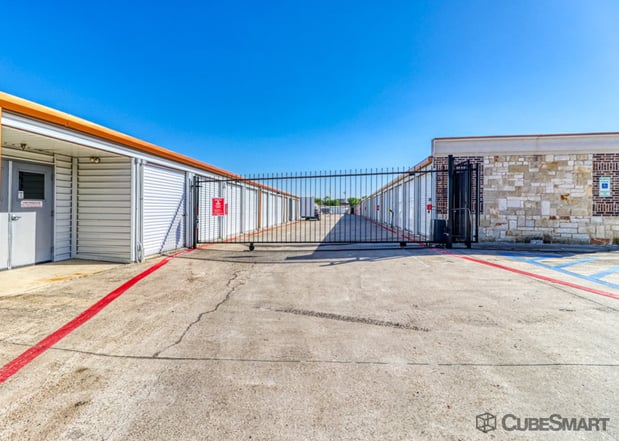 Images CubeSmart Self Storage
