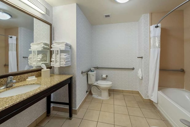 Images Hampton Inn Alamosa, CO