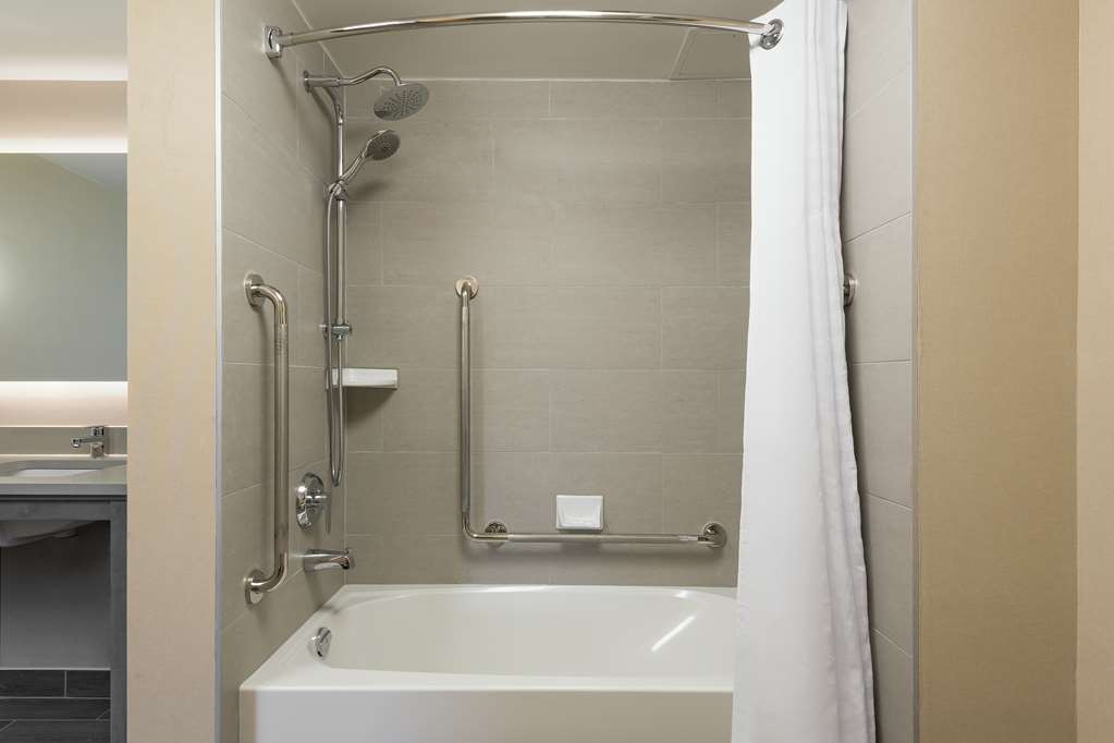 Guest room bath Homewood Suites by Hilton Ottawa Airport Ottawa (613)422-3678