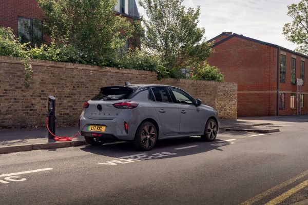 Images Connected Kerb Charging Stations