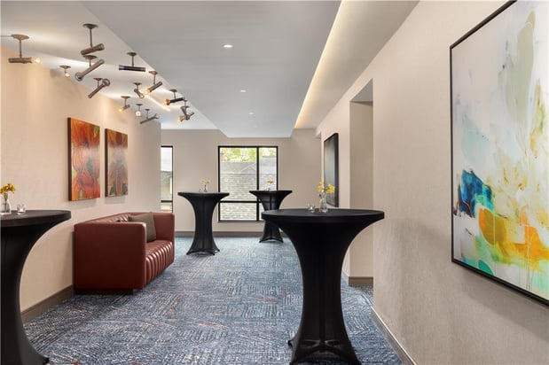 Images Hilton Garden Inn Burlington Downtown