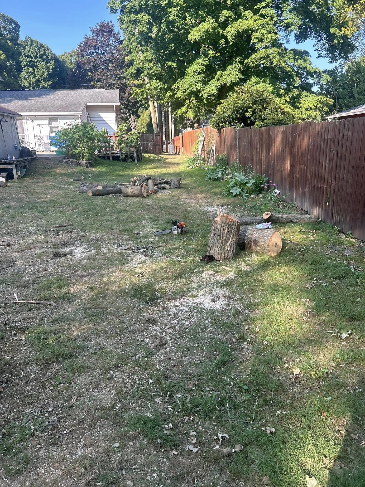 Crewslocalservice delivers professional tree cutting services to help manage trees safely and efficiently. Whether for maintenance, property improvement, or hazard reduction, our skilled team ensures precise and effective solutions. We focus on creating a well-maintained outdoor environment while prioritizing safety and customer satisfaction.