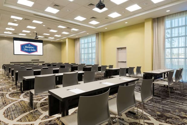 Images Hampton Inn & Suites Tampa Airport Avion Park Westshore