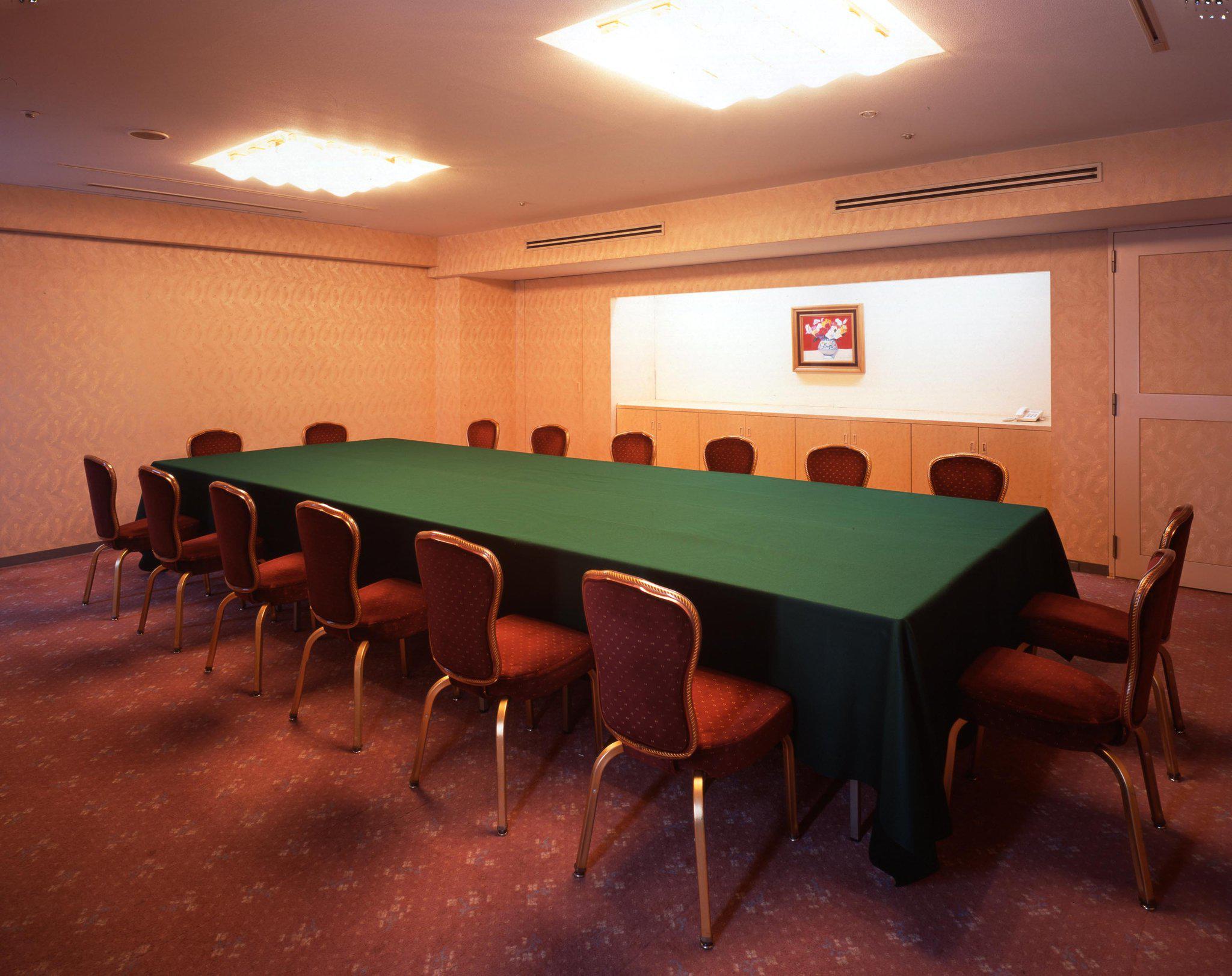 RIHGA Royal Hotel Osaka, Vignette Collection by IHG
