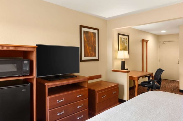 Images Hampton Inn Wichita-East