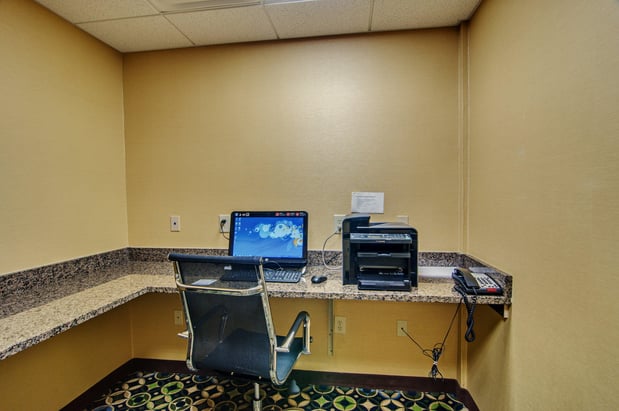 Images Holiday Inn Express & Suites Wytheville by IHG