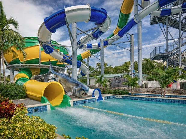 Images Holiday Inn & Suites Clearwater Beach S-Harbourside by IHG