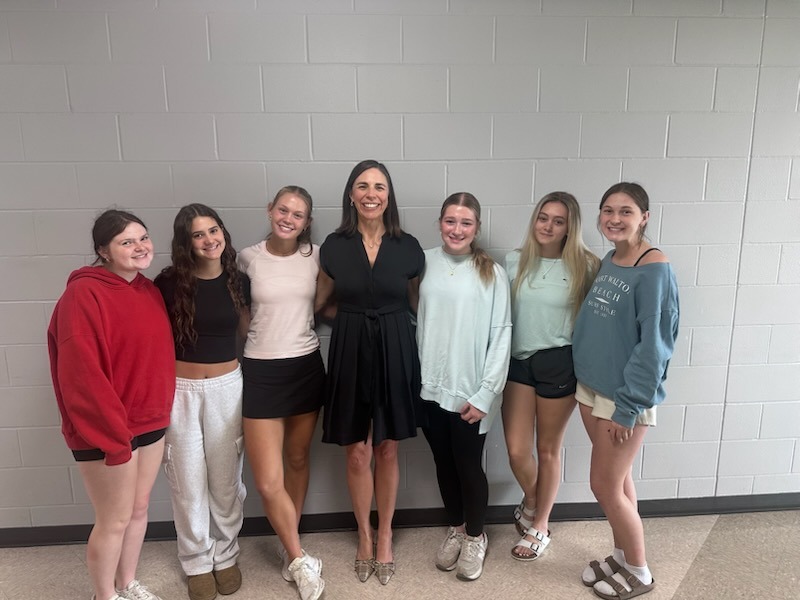 Earlier this month, I connected with the Lakota East Women In Business Club. Watching these ladies lean into their goals and dreams was inspiring. Our team is excited to see the leaders they will become.