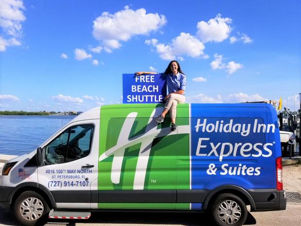 Images Holiday Inn Express & Suites St. Petersburg - Madeira Beach, an IHG Hotel