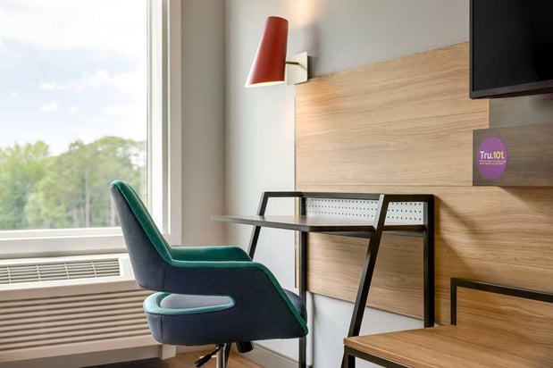 Images Tru by Hilton Charlotte Tyvola I-77